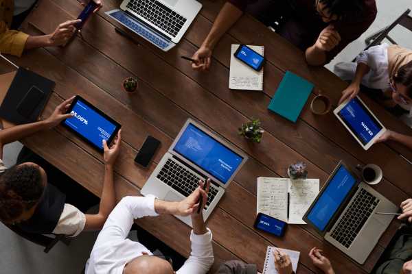 Como controlar a respiração antes de uma reunião importante